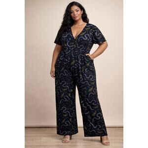 NWOT Midnight Hour V-Neck Floral Snake Jumpsuit Pockets Size 4XL